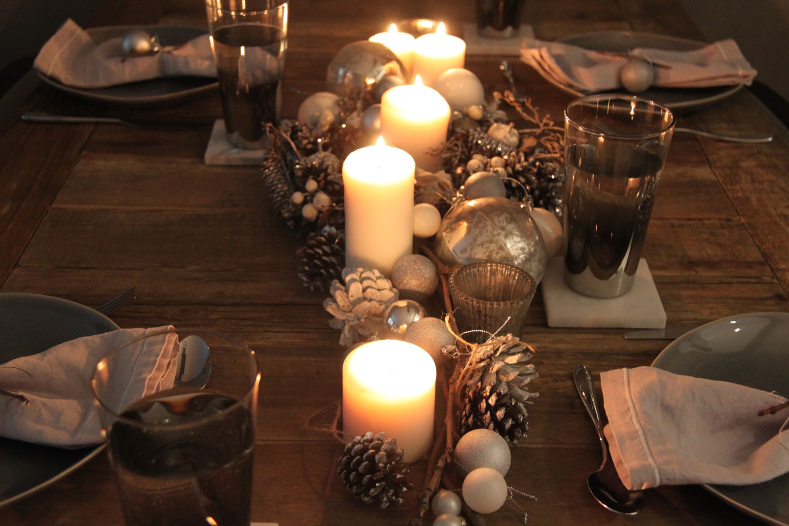 festive table