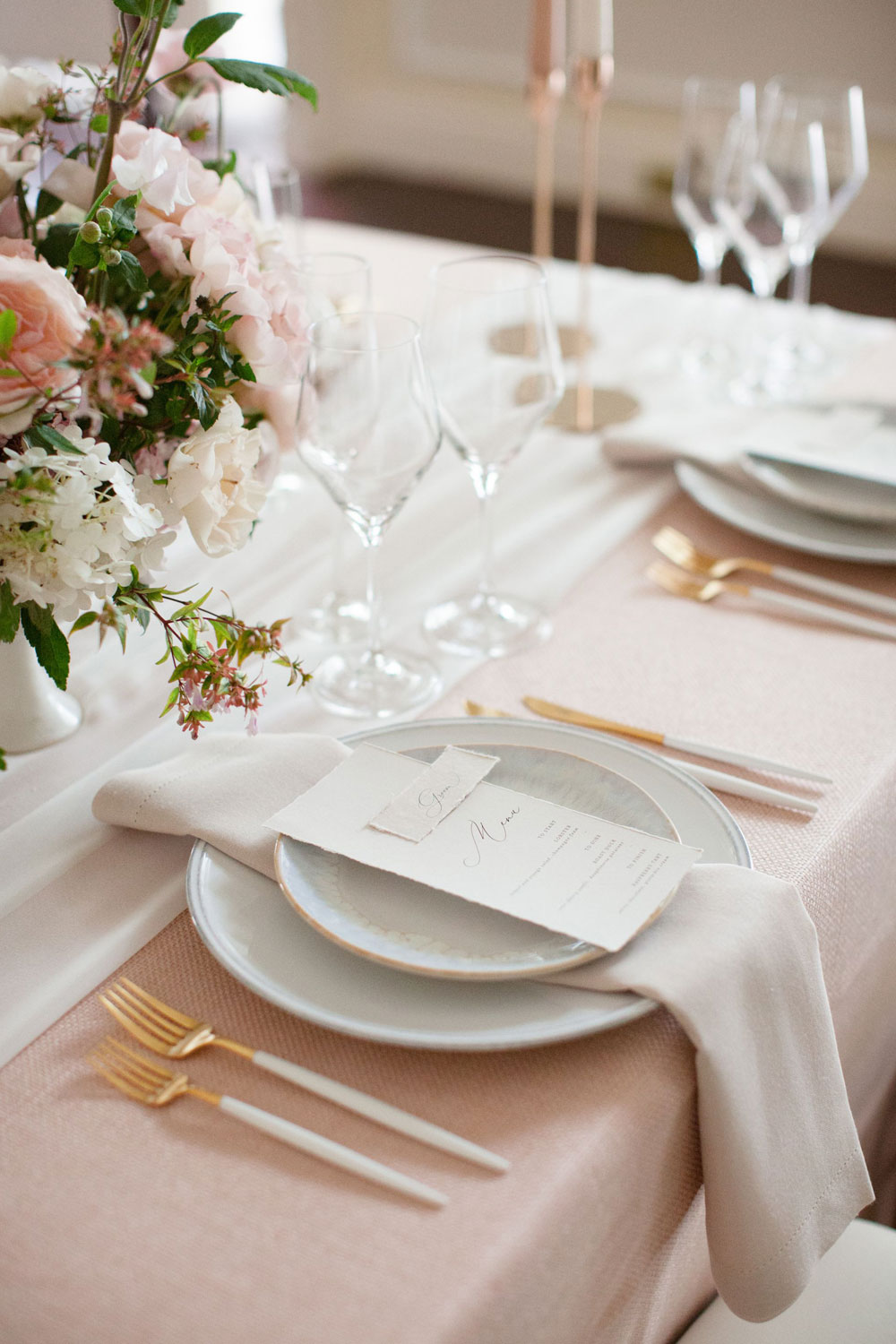 Micro Wedding, Micro Weddings, Micro Wedding Inspiration, Wedding Inspiration, Styled Shoot, Wedding Styled Shoot, Wedding Style, Wedding Inspo, Intimate Wedding, Small Wedding, Small Intimate Wedding